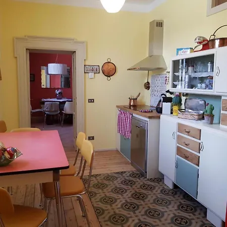 Апартаменты Ca Balossa Charming House And Garden - Tremezzina Di Como, Overlooking Bellagio And Balbianello